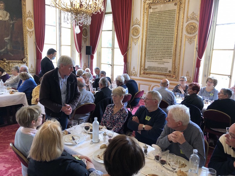 Au restaurant du senat