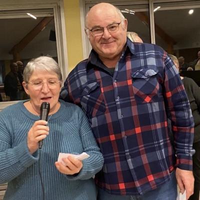 Le 1er pour la belote