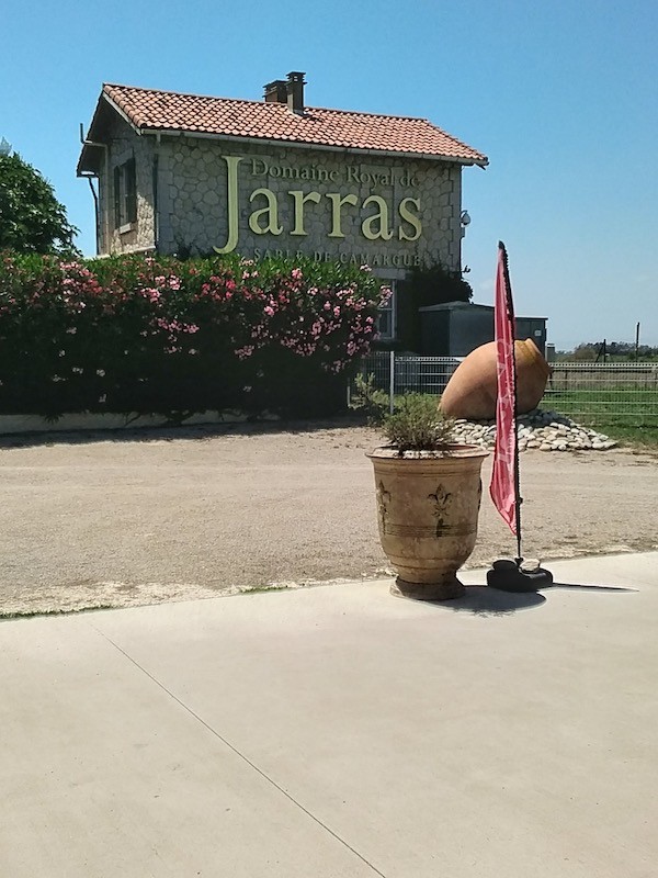 Manade à Jarras