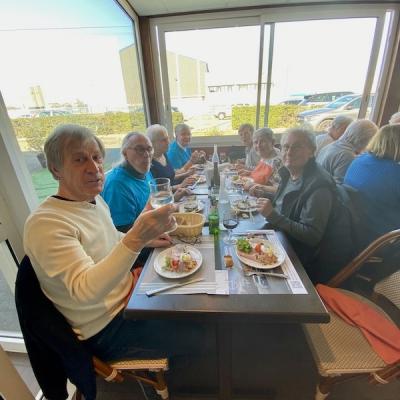 Une autre table